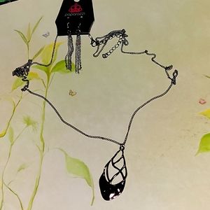 Paparazzi long black metal necklace